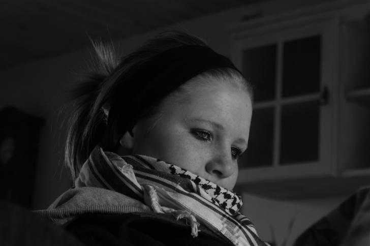 Kvinde Astrid:D - Blondine;)? billede 1