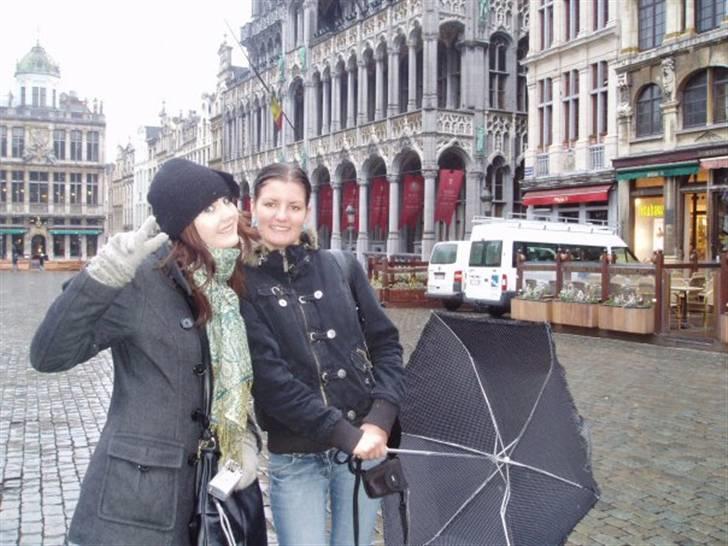 Kvinde Mette Storgaard Olsen. - Mig og Ida i Bruxelles :) billede 14