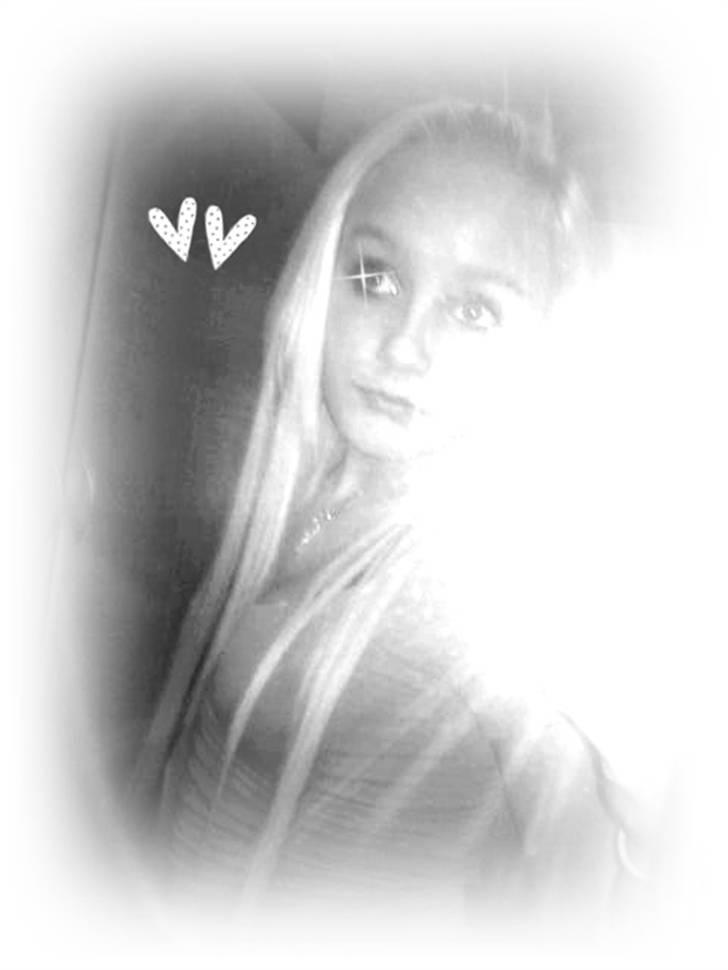 Kvinde Simone  billede 11