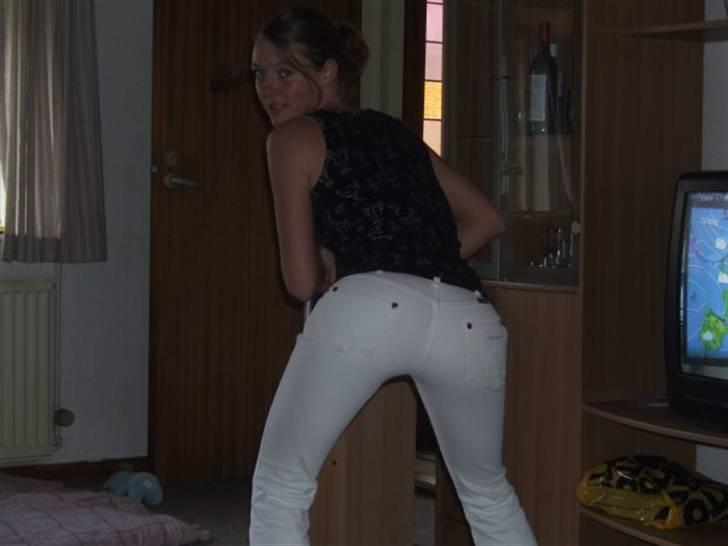 Kvinde louise billede 3