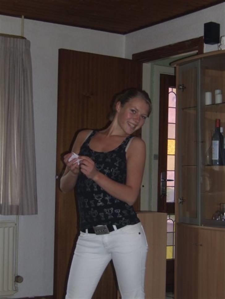 Kvinde louise billede 6