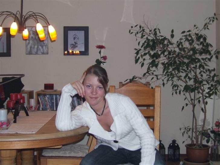 Kvinde louise billede 7