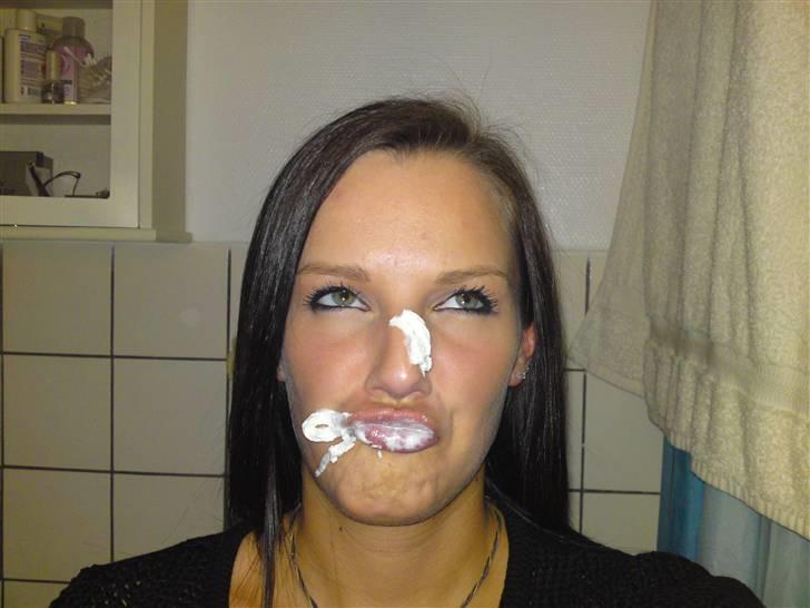 Kvinde Hayley - Førfest hos min veninde... Flødeskum billede 4