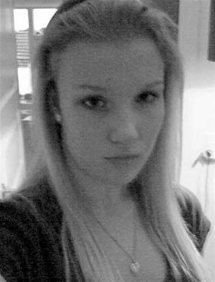 Kvinde Line  billede 4