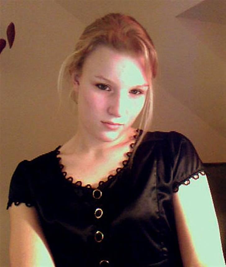 Kvinde Line  billede 6