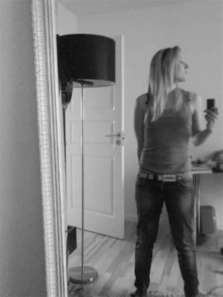 Kvinde Line  billede 15