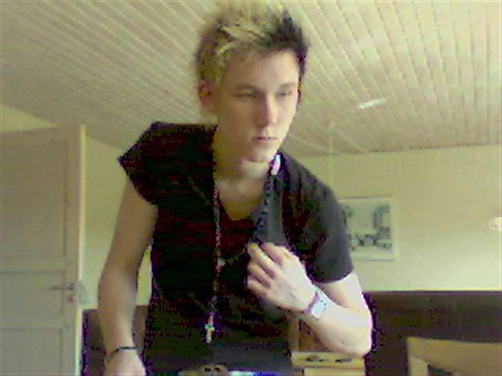 {{currentPhoto.altText}} billede {{currentPhoto.number}}