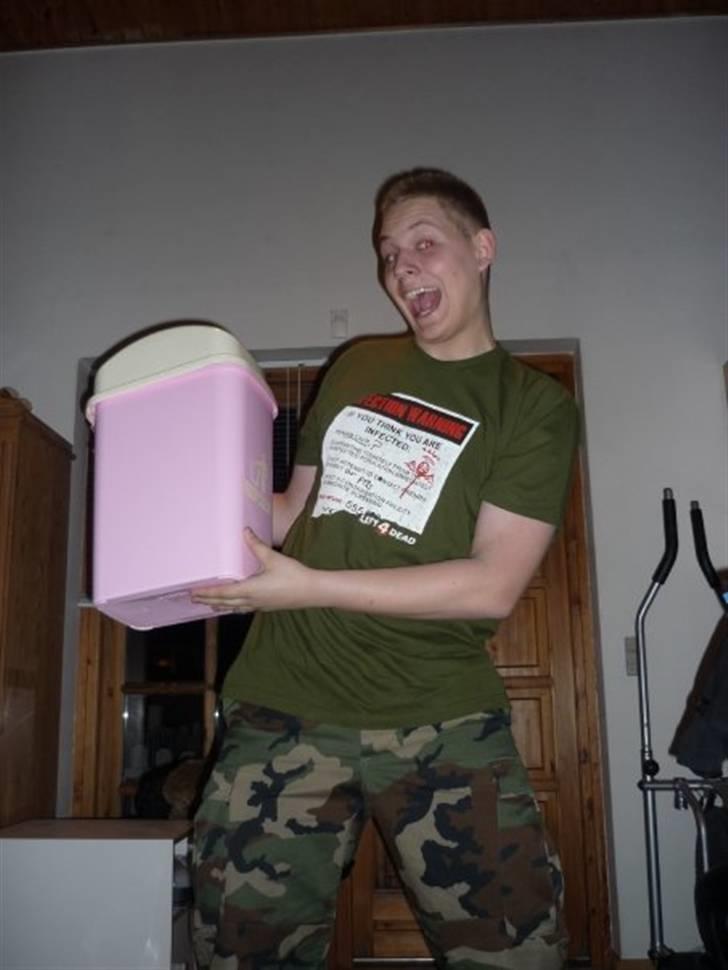 Mand HrGl4D - min DRENGE vens ret homosexuelle skraldespand :D! billede 10