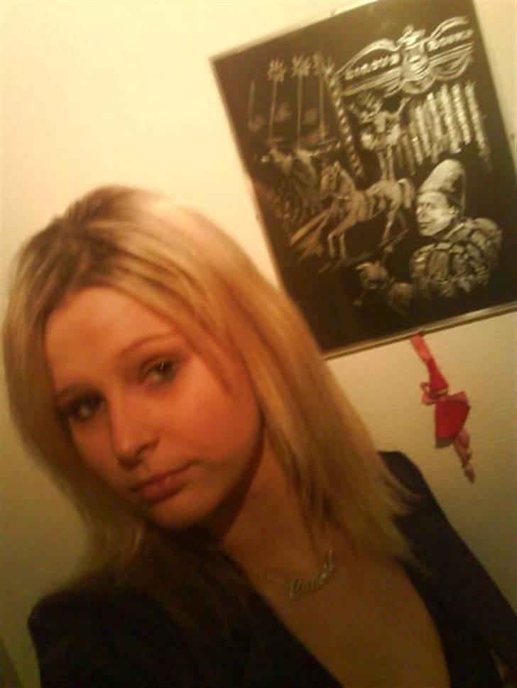 Kvinde Cathrin - juleaften billede 1