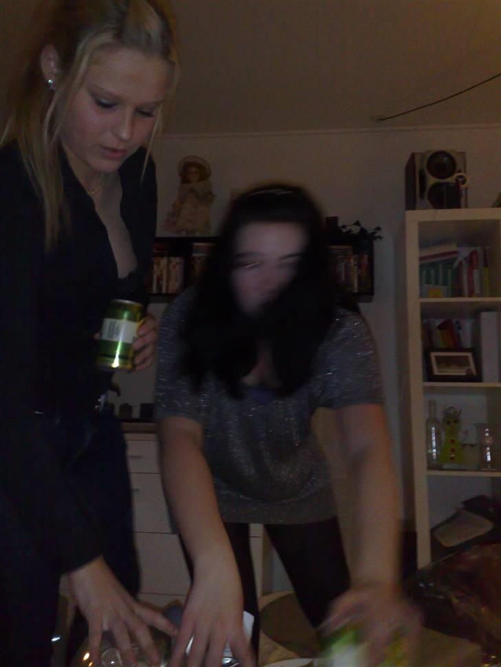 Kvinde Cathrin - hah lidt fulde (mig til venstre) billede 7