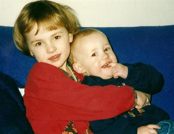 Kvinde Signe - Min lillebror og mig ^^ billede 5