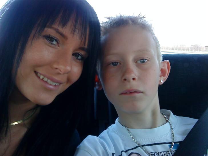 Kvinde Line billede 9