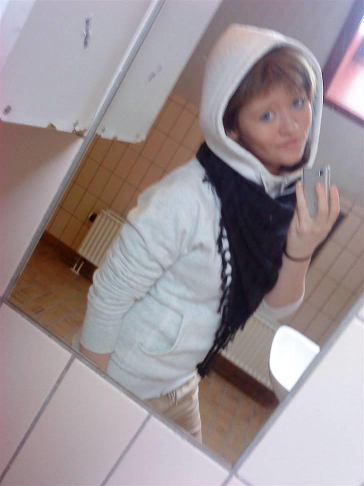 Kvinde Prinsesse Liza<3 billede 3