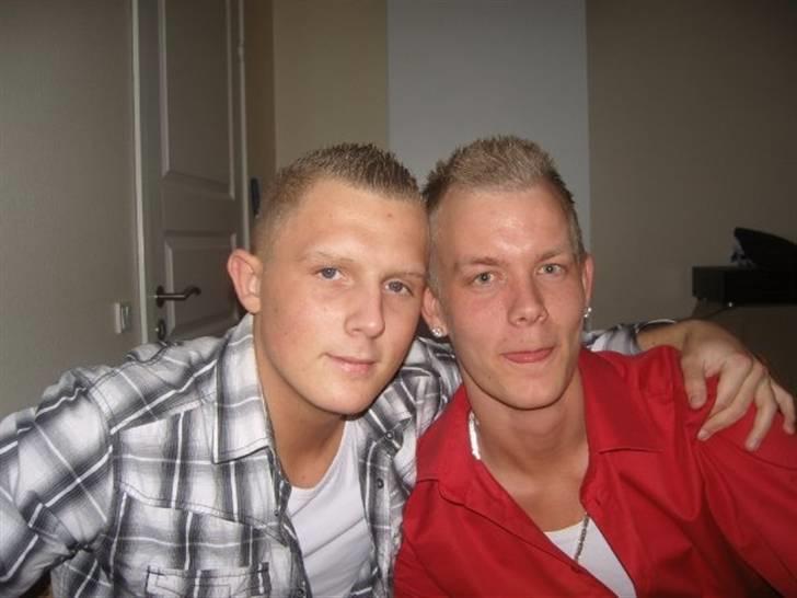 Mand Steven - Nyere billede af mig til privat fest sammen med en ven billede 2