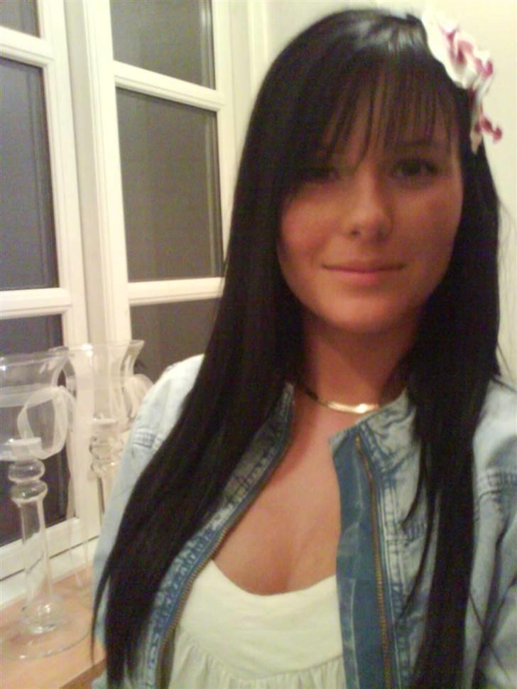 Kvinde Line billede 11