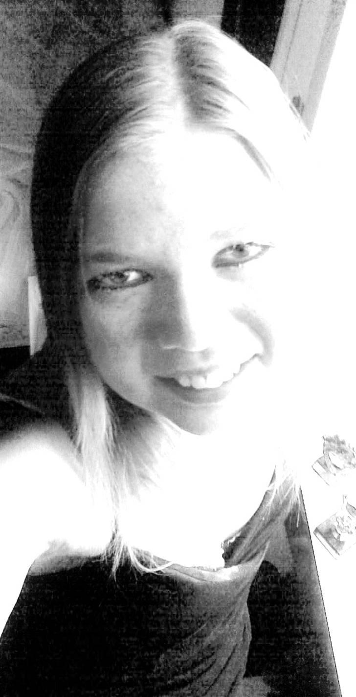 Kvinde Charlotte Berwald - Smid gerne en stemme og en kommentar. Ansøg gerne, godkender alle :) billede 20