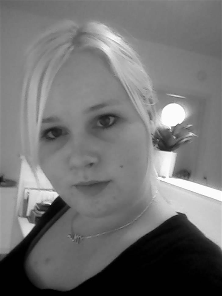 Kvinde Mia billede 2