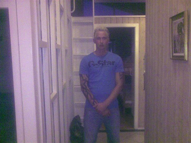 {{currentPhoto.altText}} billede {{currentPhoto.number}}