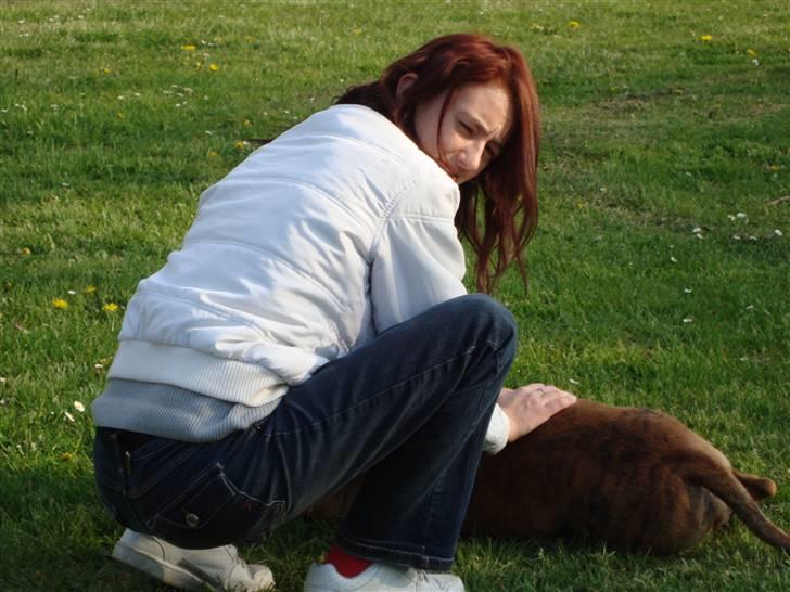 Kvinde Monica - Mig og miin tøzz. billede 1