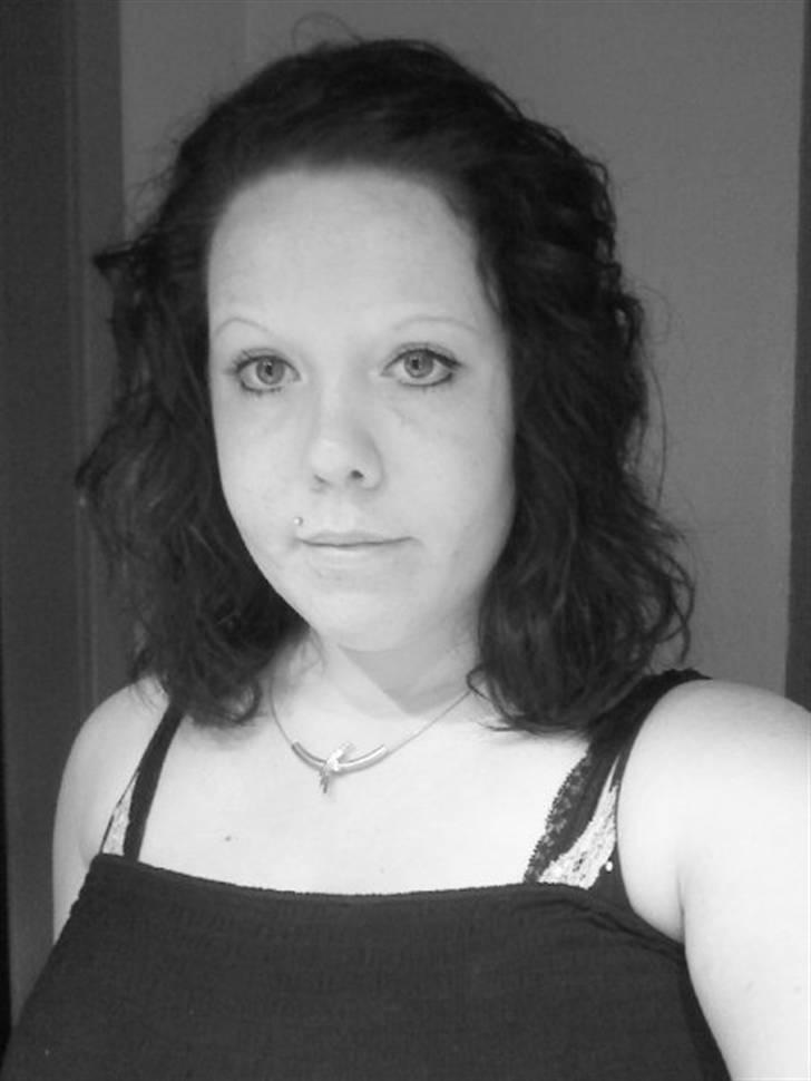 Kvinde Annemette - (: billede 2