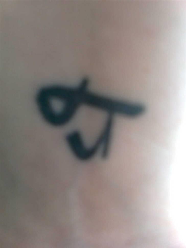 Kvinde trille - min tus på håndledet billede 2