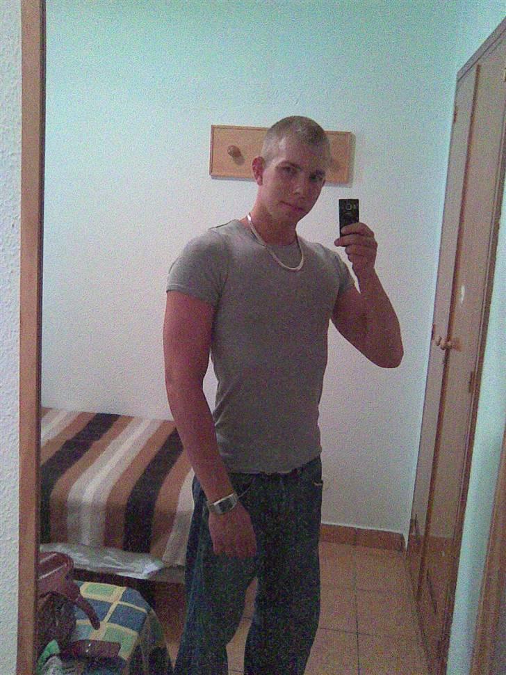 Mand Ronnie billede 2