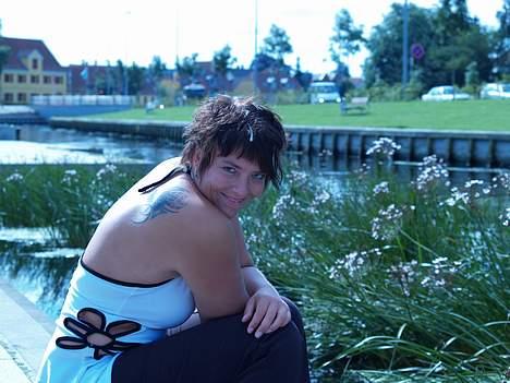 Kvinde TAZ - august 2005 billede 7