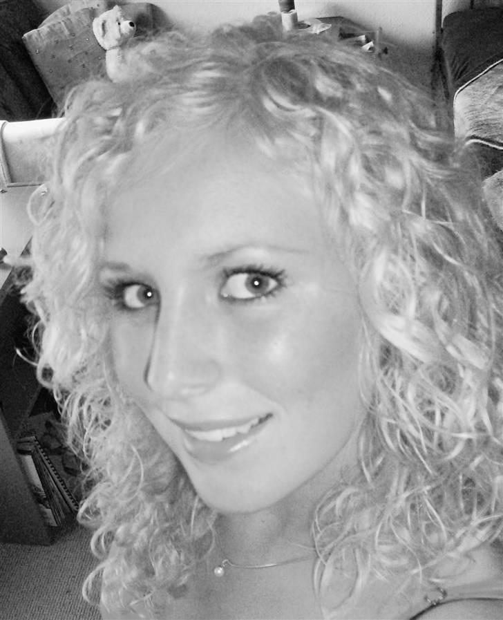 Kvinde Stephanie - Mig d. 25-07-09 billede 13