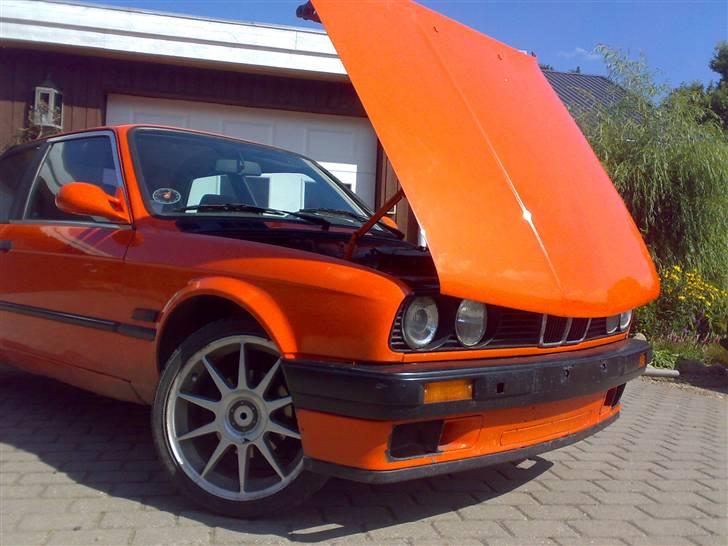 Mand Michael Jensen - min Bmw e30 320I fra 1989 billede 4