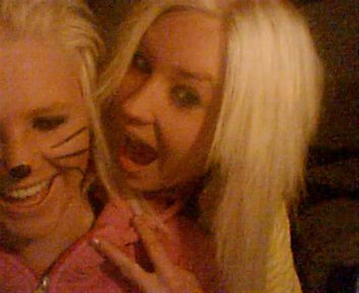 Kvinde Astrid:D - Når annika&astrid har det sjovt:D<3 billede 7