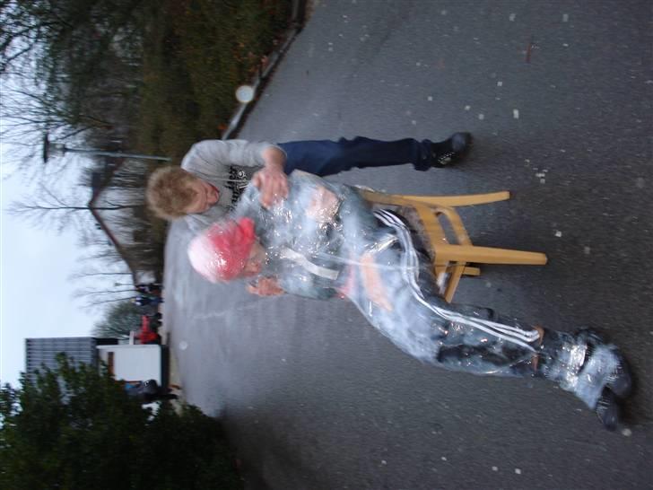 Mand Bjørn tk - der var brugt 3 ruller tape kunne ikke røe mig overhovedet ! billede 4