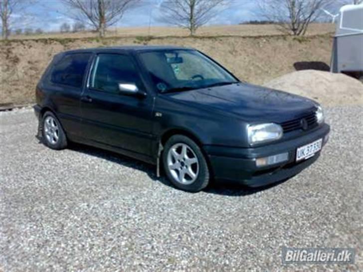 Kvinde Karina Larsen - jep det er min dejlige bil. hehe billede 8