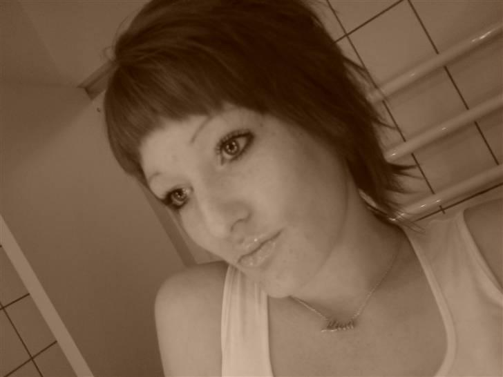 Kvinde Lina billede 1