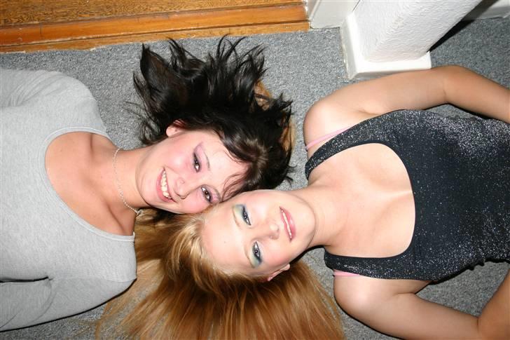Kvinde Maja - mig og bedste veninde ;p<3 billede 7