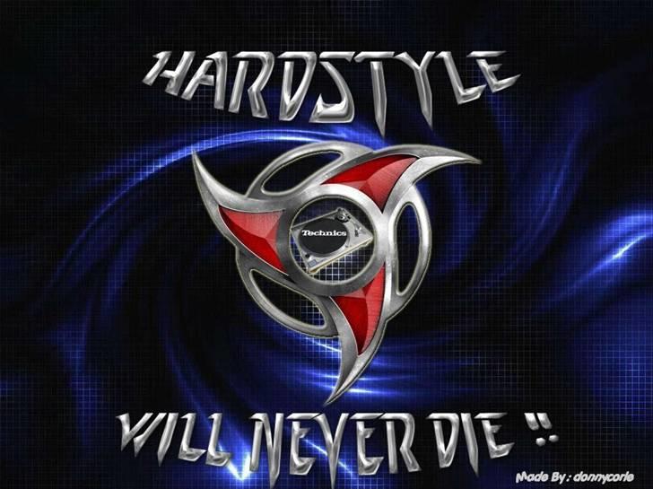 Mand Jens Høg (: - hardstyle will NNEEVVEERRR die !!!! billede 11