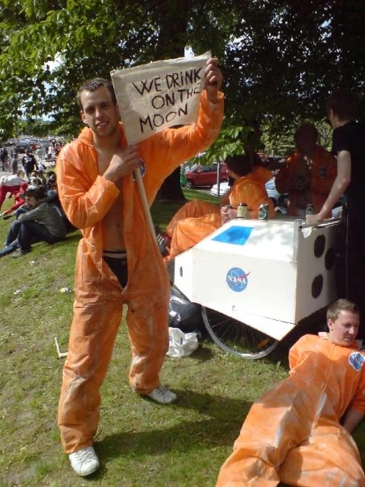 Mand thomas - karneval aalborg 2009 billede 12