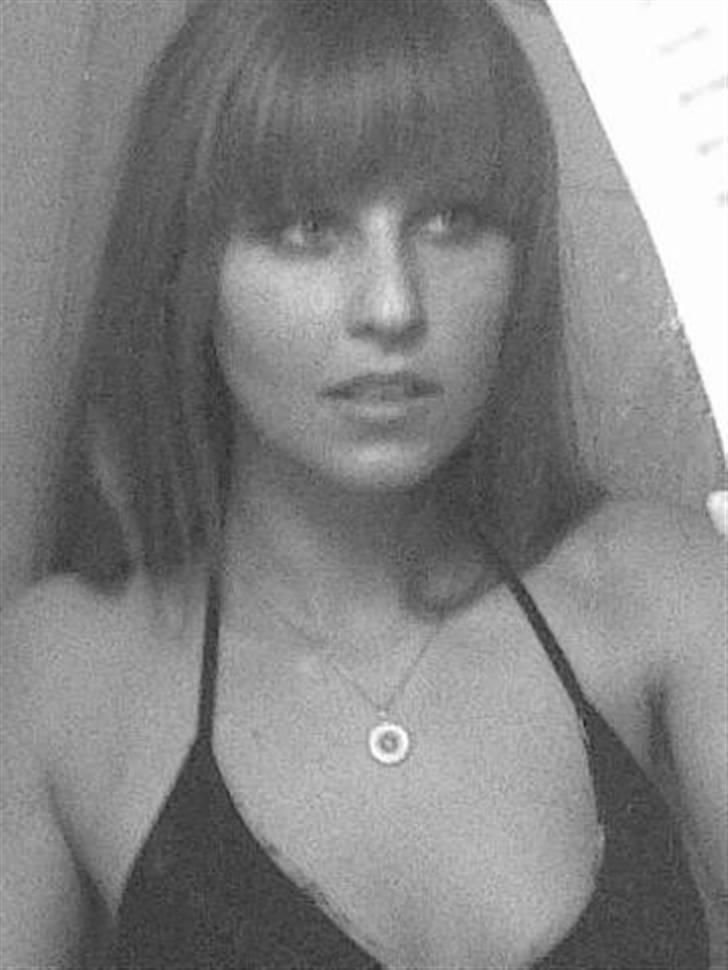 Kvinde Sif - Mig med mørkt hår.. billede 5