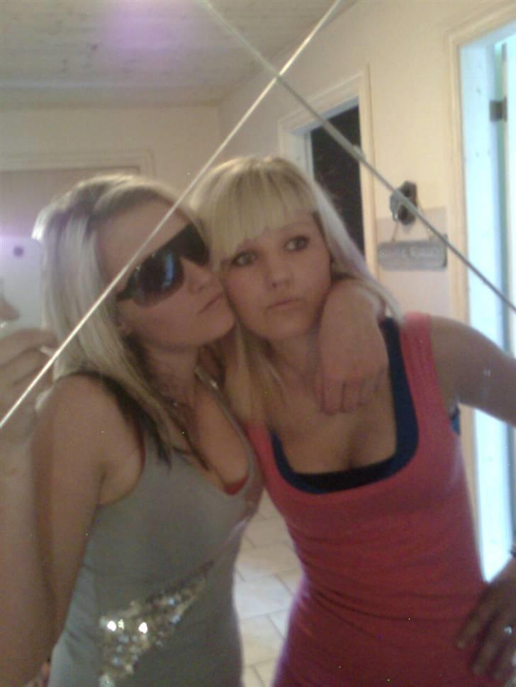 Kvinde Jeanette - Mig og min dejlige tvillingsøster :) billede 11