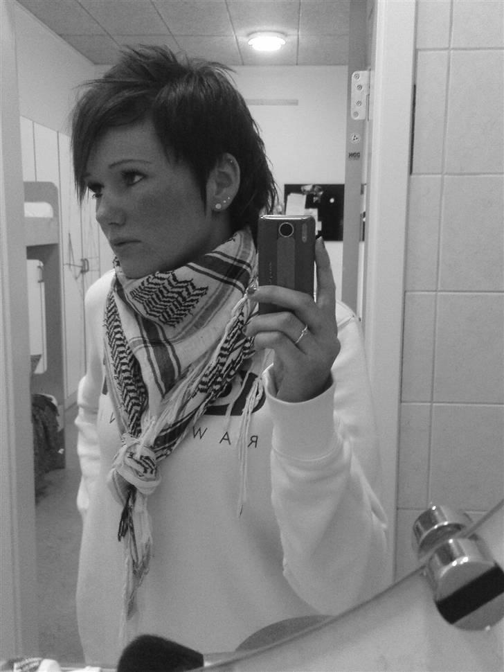 Kvinde Line billede 1