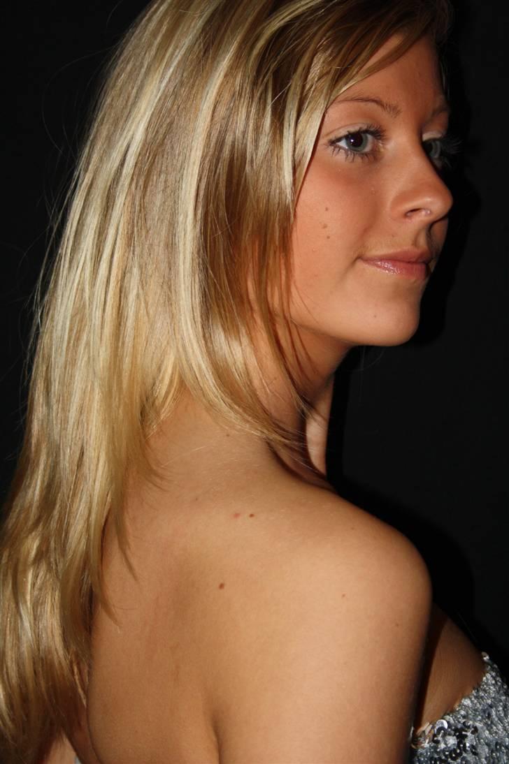 Kvinde Regitze billede 18