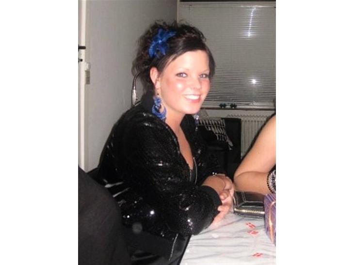 {{currentPhoto.altText}} billede {{currentPhoto.number}}