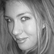 Kvinde Karina Mayland