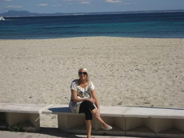 Kvinde ja oprettes skal man ;-D - Mallorca 2011 billede 19