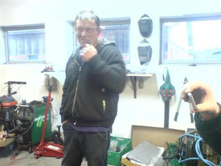 Mand Morten - blevet lidt sort efter en dag på værkstedet :) billede 9