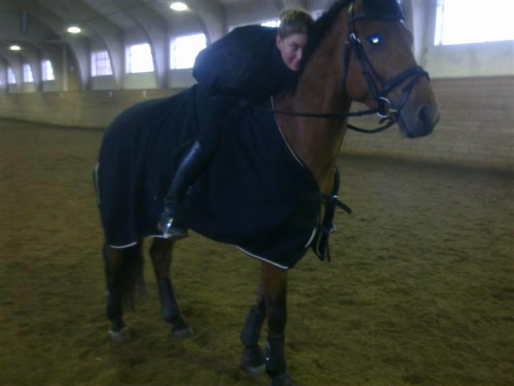 Kvinde Karina Mayland billede 4