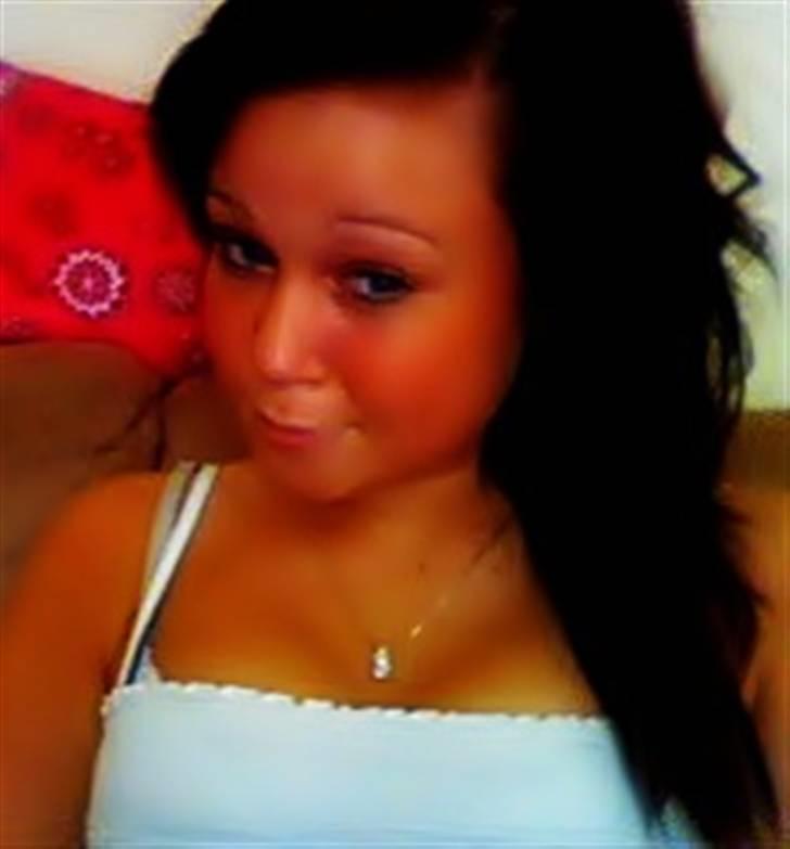 Kvinde Cecilie  billede 2