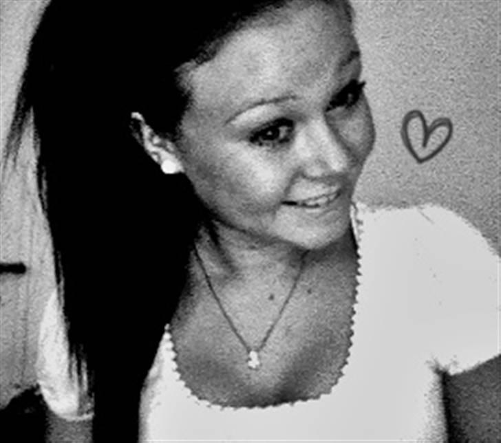 Kvinde Cecilie  billede 5