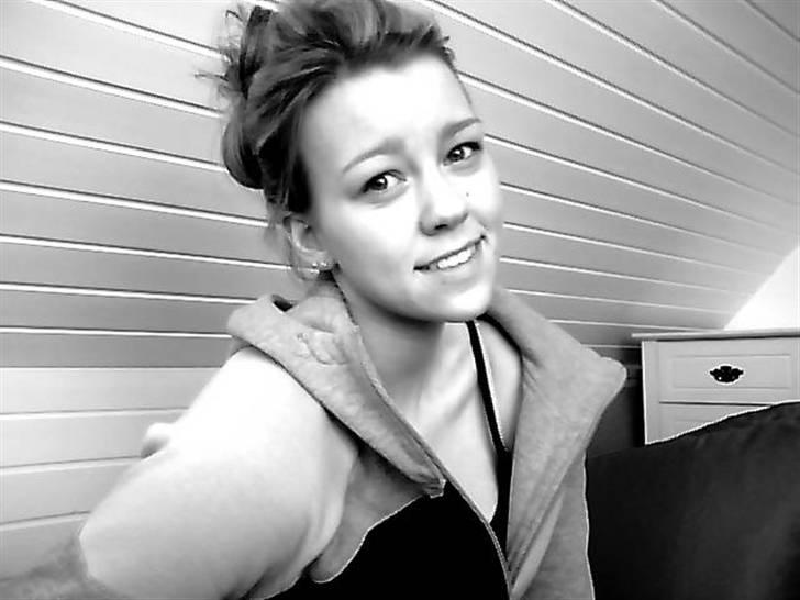 Kvinde Line  billede 7