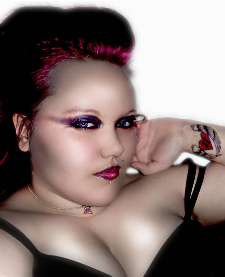 Kvinde Nitasha billede 1