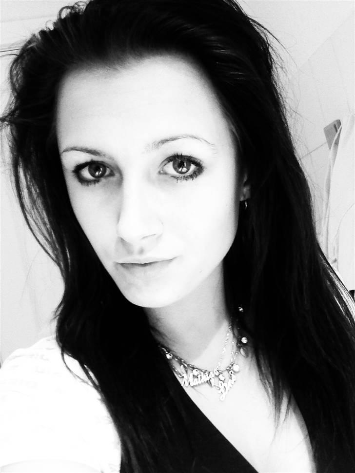 Kvinde Line Lykke - Gammelt, men jeg kan stadig godt lide det:-). billede 2